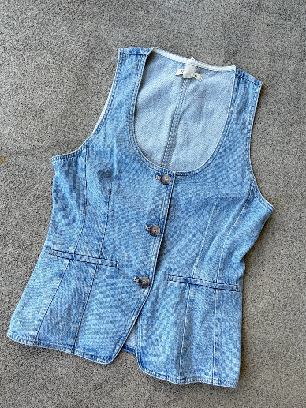 Madewell Denim scoop neck cutaway denim vest in edmonson wash super stretch NWT - Picture 4 of 7